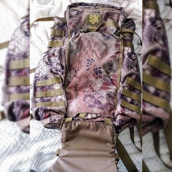 Slumberjack Carbine 2500 Tactical Camouflage Backpack - Picture 3 of 10